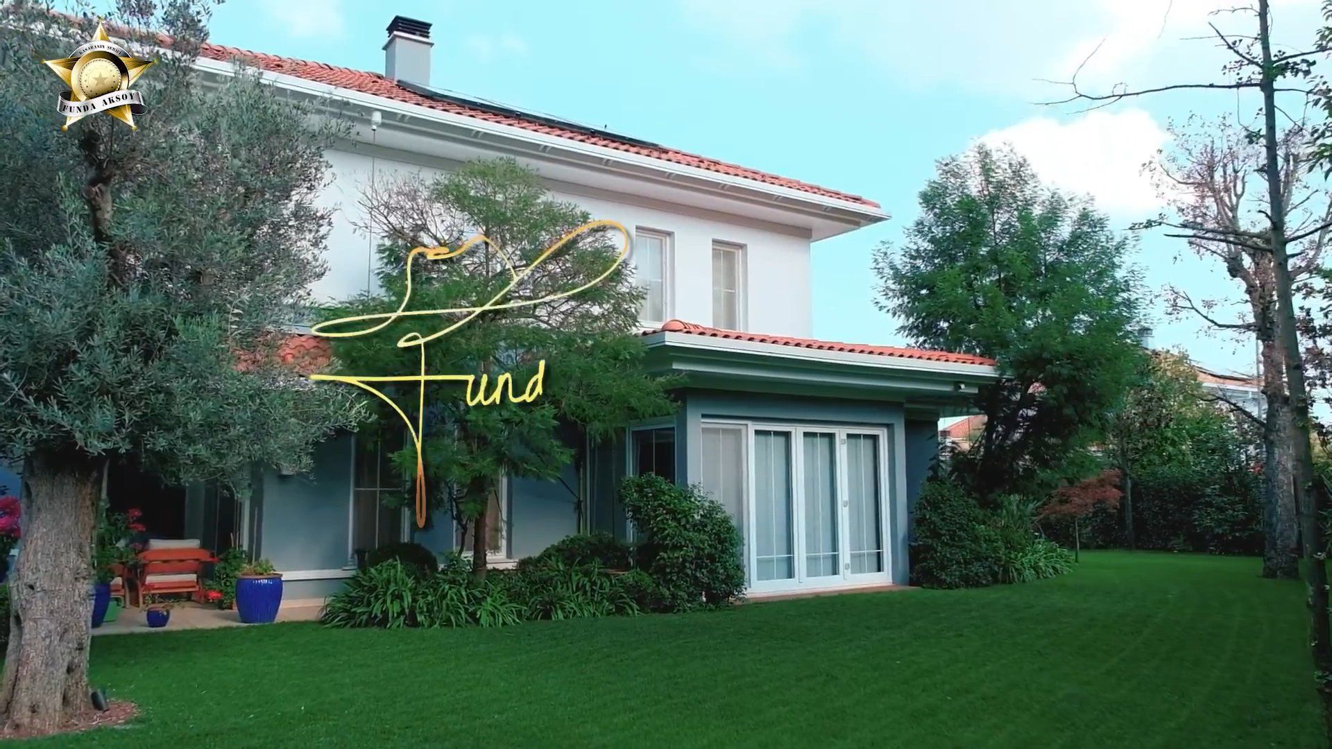 Çekmeköy Ömerli Kasaba'da  Villa dolaşıyoruz.