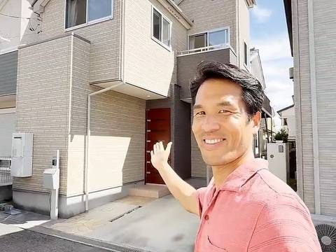 Tokyo'da 2 katlı küçük villa